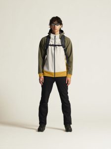 1912436-214664_ADV20Backcountry20Hybrid20Jacket20M_closeup1