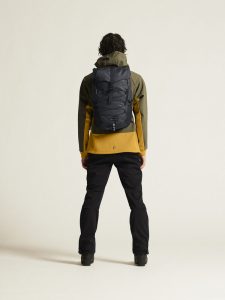 1912436-214664_ADV20Backcountry20Hybrid20Jacket20M_closeup3