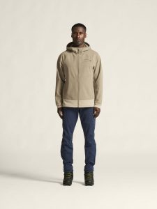 1912436-240608_ADV20Backcountry20Hybrid20Jacket20M_closeup1