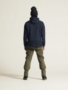 1912436-664396_ADV20Backcountry20Hybrid20Jacket20M_closeup3