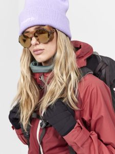 1912438-421447_ADV20Backcountry20Jacket20W_Closeup3