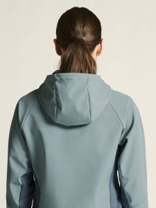 1912440-363376_ADV20Backcountry20Hybrid20Jacket20W_closeup6
