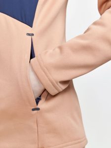 1912467-791396_ADV20Essence20Jersey20Hood20Jacket20W_Closeup4