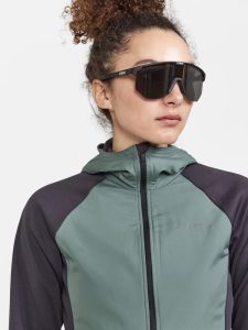 1912467-992626_ADV20Essence20Jersey20Hood20Jacket20W_Closeup4