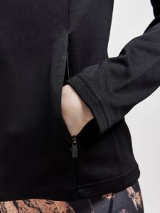 1912467-999007_ADV20Essence20Jersey20Hood20Jacket20W_Closeup4