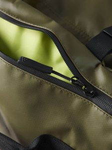1912512-664000_Adv20Entity20Duffel209520L_Closeup2