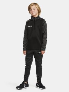 1912733-999985_Squad202.020Half20Zip20Jr_Closeup5