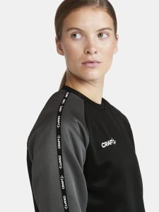 1912735-999985_Squad202.020Crewneck20W_Closeup4