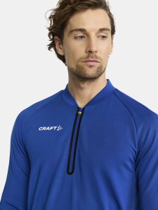 1912747-346000_Extend20Half20Zip20M_closeup_03742