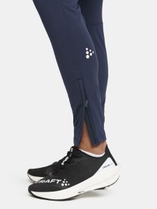 1912749-390000_Extend20Pant20M_Closeup6