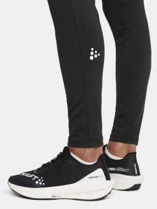 1912751-999000_Extend20Slim20Pant20M_Closeup4