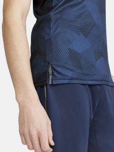 1912759-390000_Premier20Fade20Jersey20M_Closeup5