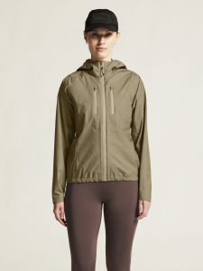 1913140-237000_PRO20Trail202L20Light20Weight20Jacket20W_closeup4