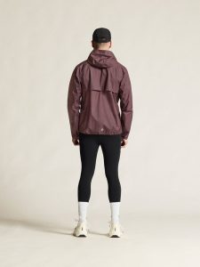1913151-7880_PRO20Trail202L20Light20Weight20Jacket20M_closeup3