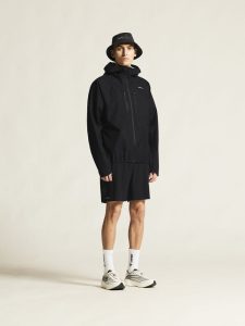 1913151-9990_PRO20Trail202L20Light20Weight20Jacket20M_closeup1
