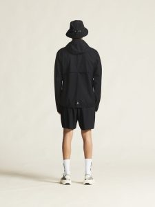 1913151-9990_PRO20Trail202L20Light20Weight20Jacket20M_closeup4