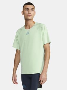 1913152-602000_20PRO20Trail20SS20Tee20M_closeup1