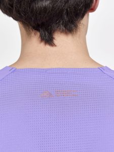 1913152-739000_PRO20Trail20SS20Tee20M_Closeup3