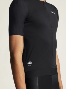 1913161-999999_Adv20Aero20Jersey20M_closeup6