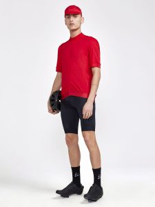 1913163-430000_Core20Essence20Jersey20Regular20Fit20M_Closeup4