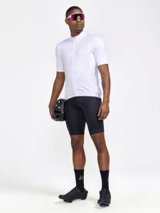 1913163-900000_Core20Essence20Jersey20Regular20Fit20M_Closeup4