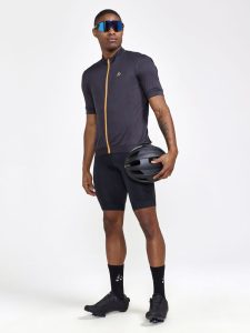 1913163-992574_Core20Essence20Jersey20Regular20Fit20M_Closeup4