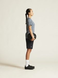 1913184-328000_Adv20Gravel20SS20Tee20W_closeup2