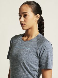 1913184-328000_Adv20Gravel20SS20Tee20W_closeup5