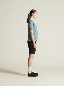 1913184-361000_Adv20Gravel20SS20Tee20W_closeup2