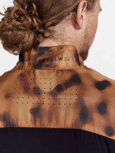 1913185-574999_Pro20Gravel20Wind20Vest20M_Closeup3