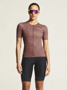 1913188-473007_Pro20Gravel20SS20Jersey20W_closeup4