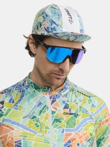 1913192-900007_Adv20Endur20Bike20Cap_closeup1