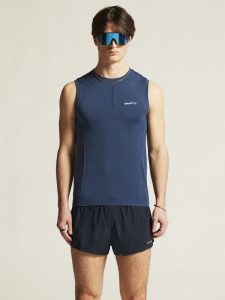 1913202-328000_ADV20Cool20Intensity20SL20Tee20M_closeup4