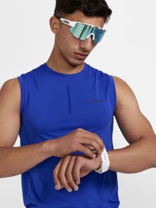 1913202-331000_ADV20Cool20Intensity20SL20Tee20M_Closeup5