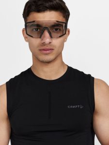 1913202-999000_ADV20Cool20Intensity20SL20Tee20M_Closeup3