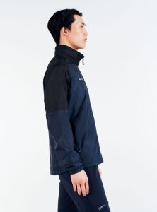 1913386-396999_CORE20Unify20Wind20Jacket20M_Closeup3
