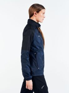 1913387-396999_CORE20Unify20Wind20Jacket20W_Closeup3