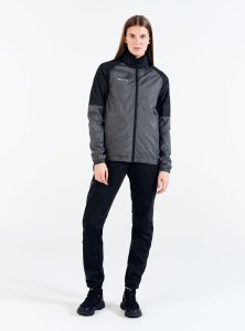 1913387-985999_CORE20Unify20Wind20Jacket20W_Closeup7