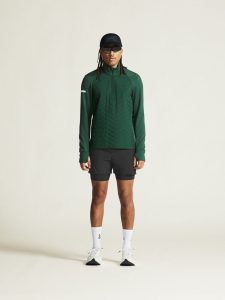 1913614-640000_ADV20SubZ20Sweater20320M_closeup_1