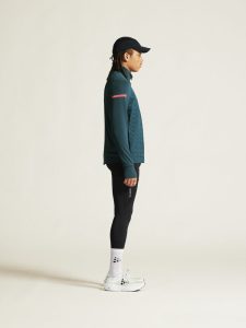 1913615-629000_ADV20SubZ20Jacket20320M_closeup2
