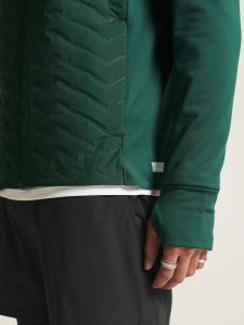 1913615-640000_ADV20SubZ20Jacket20320M_closeup6