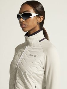 1913621-214000_ADV20SubZ20Jacket20320W_closeup5