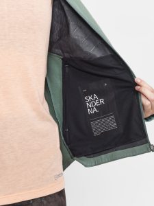 1913621-626000_ADV20SubZ20Jacket20320W_Closeup4