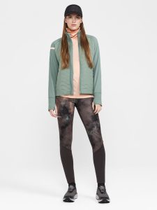 1913621-626000_ADV20SubZ20Jacket20320W_Closeup5