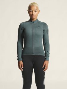 1913652-382000_Core20Bike20Essence20Wool20LS20Jersey20W_closeup4