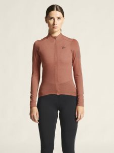 1913652-747000_Core20Bike20Essence20Wool20LS20Jersey20W_closeup4