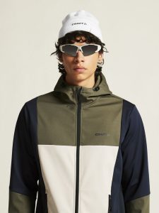 1913681-664396_Core20Backcountry20Hood20Jacket20M_closeup5