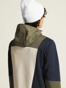 1913681-664396_Core20Backcountry20Hood20Jacket20M_closeup7