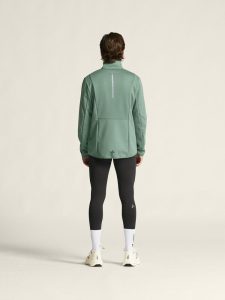 1913682-653000_CORE20Essence20Nordic20Jacket20M_closeup3