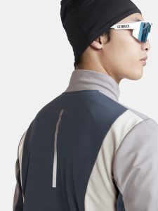 1913682-918905_Core20Nordic20Training20Jacket20M_Closeup5